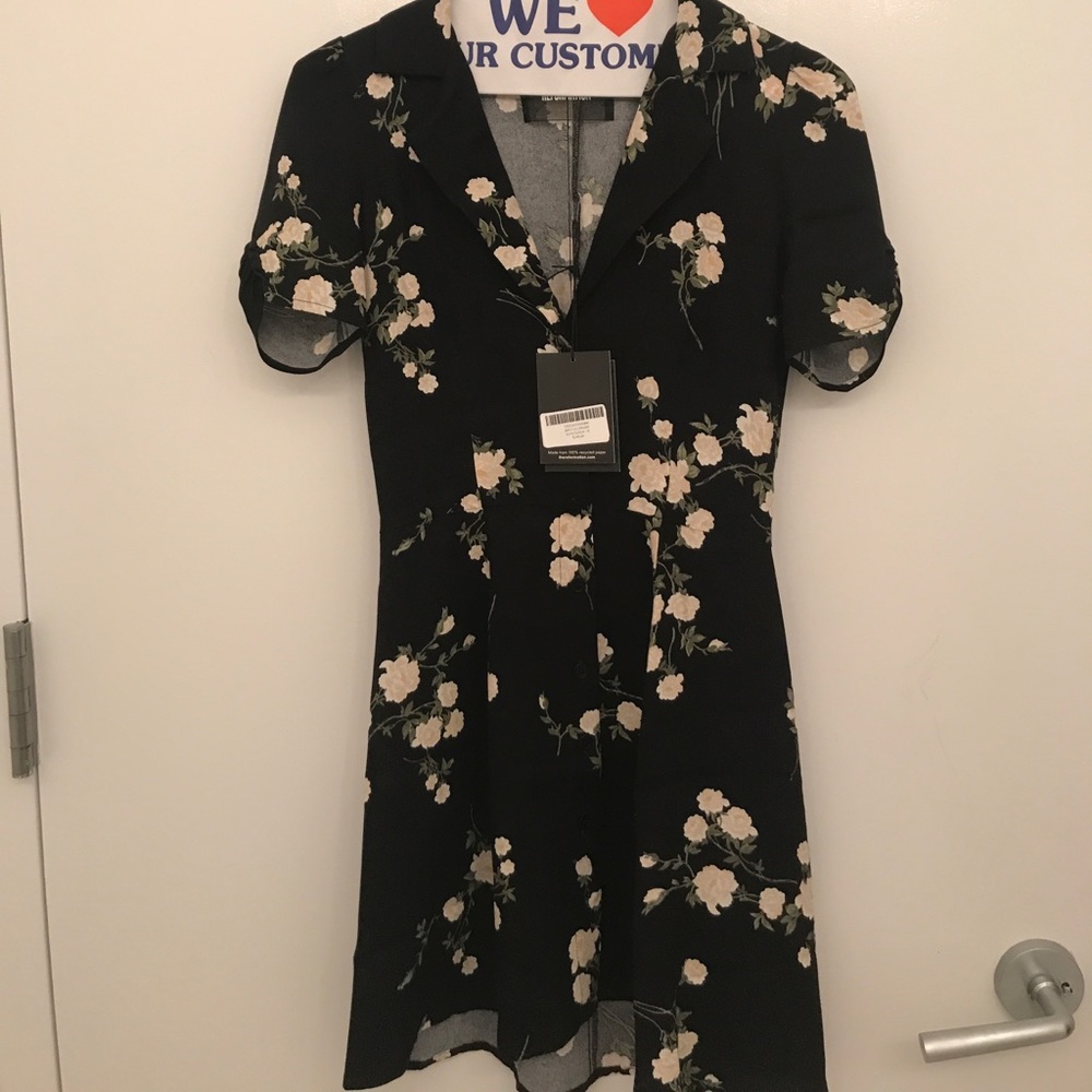 Reformation dress NWT. Never worn.